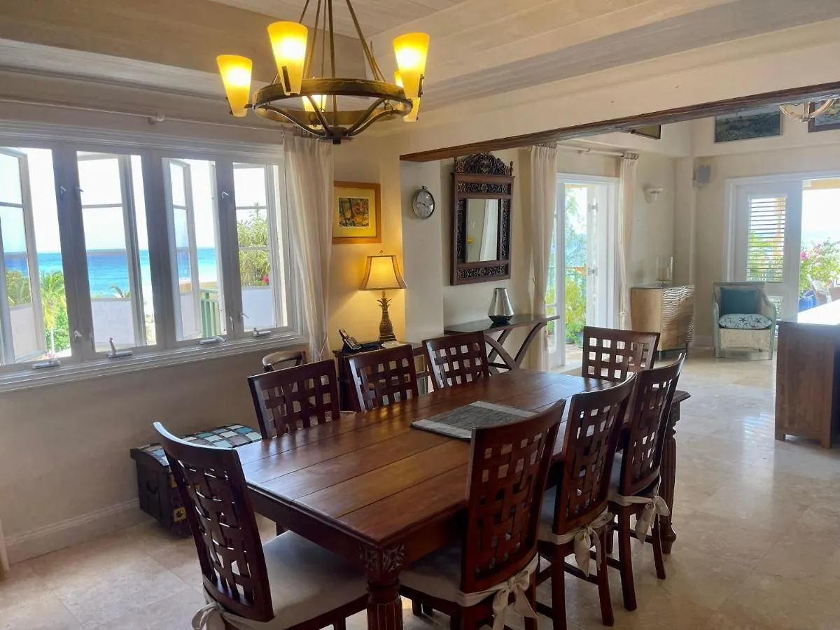 Ξενοδοχείο με διαμερίσματα White Sands Beach Condos Κράιστ Τσερτς